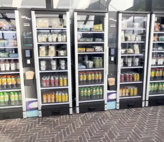 Selecta a présenté des réfrigérateurs intelligents compatibles avec la cryptographie au Solana Breakpoint 2023