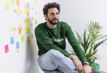 Foorban lève 7,2 M€ : les vitrines connectées ont aussi l’accent italien Marco Mottolese, fondateur de Foorban, opérateur de vitrines connectées en Italie