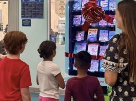 À l’école, le distributeur automatique troque sodas et sucreries contre des livres