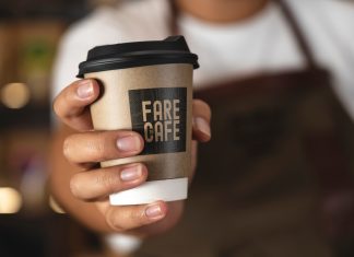 Fare du Café réintroduit la culture (du) café sur Tahiti